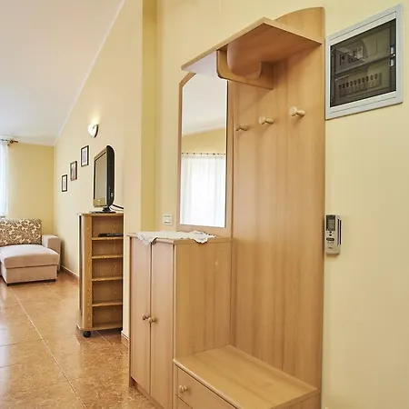 Villa Mirna